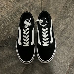 Vans Old Skool Black & White Classic Shoes